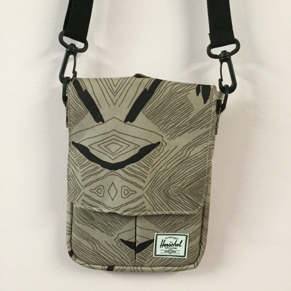 HP NWOT Herschel Crossbody Bag Unisex